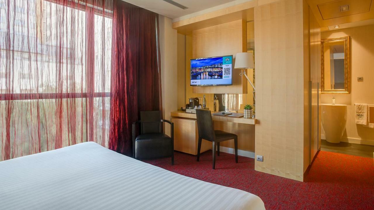 Mim & Hotel